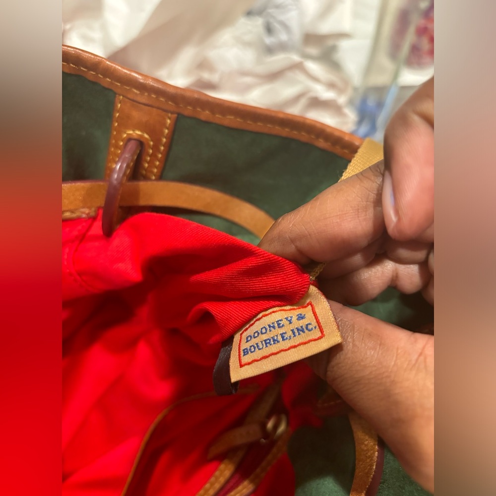 🧡 Authentic Dooney and Bourke Florentine Buckley Bag in Natural 🧡 - Picture 11 of 14